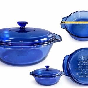 Anchor Hocking Sapphire Blue Glass Baking Dish with Lid
